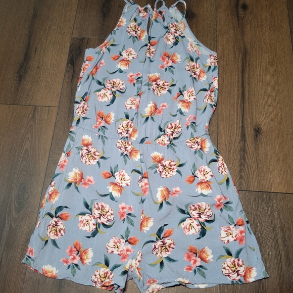 Aeropostale Pants - Aeropostale Womens Blue Floral Shorts Romper Size Small